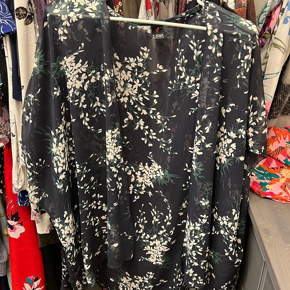 Flower kimono